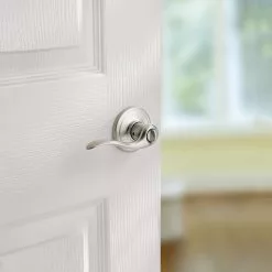 Tustin Door Kwikset Handle Nickel Satin Universal Signature Privacy -Schlage Trade 10292088 scaled