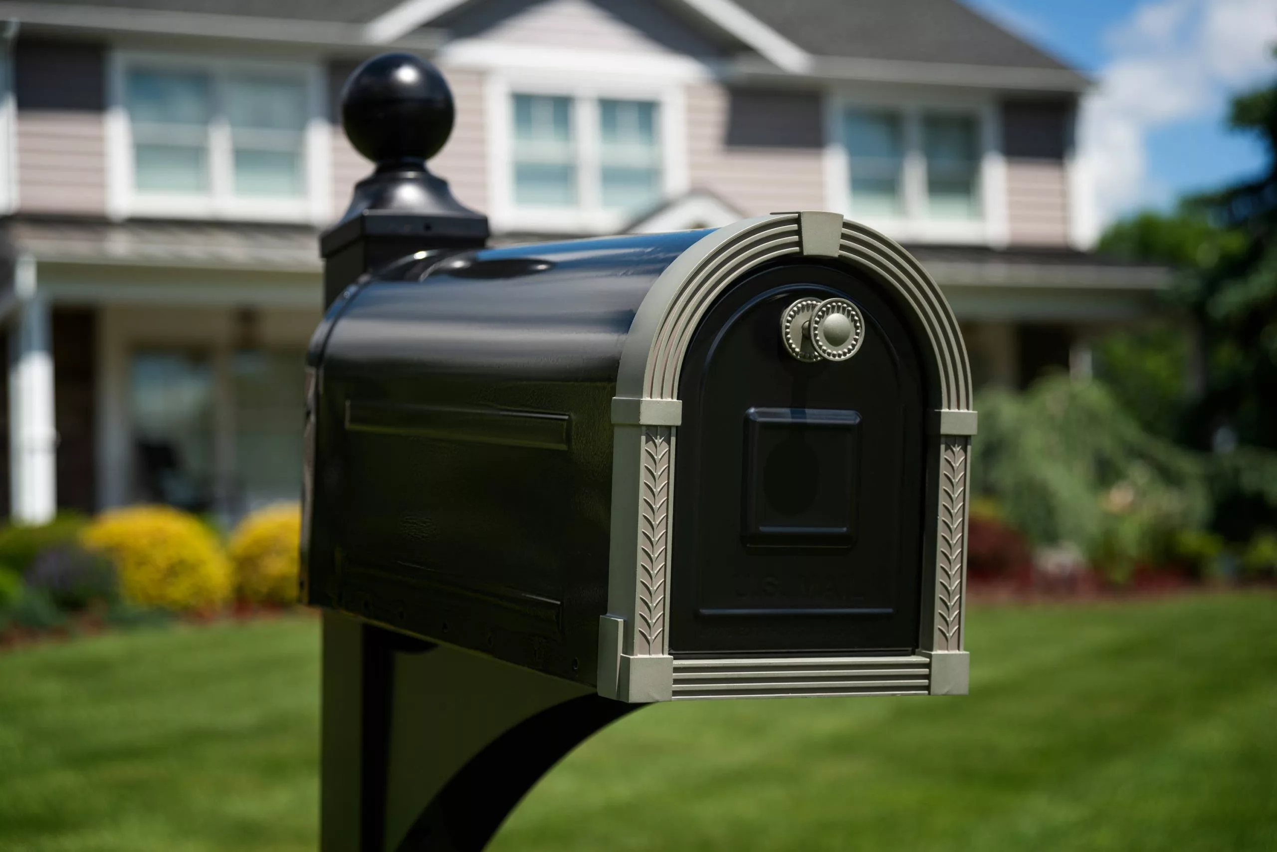 Mailbox Post Mount Nickel Metal Large Brunswick Gibraltar Black/Brushed 5 Mailbox Post Mount Nickel Metal Large Brunswick Gibraltar Black/Brushed - Image 3