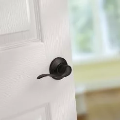 Tustin Door Kwikset Handle Bronze Universal Signature Passage Venetian -Schlage Trade 43359218