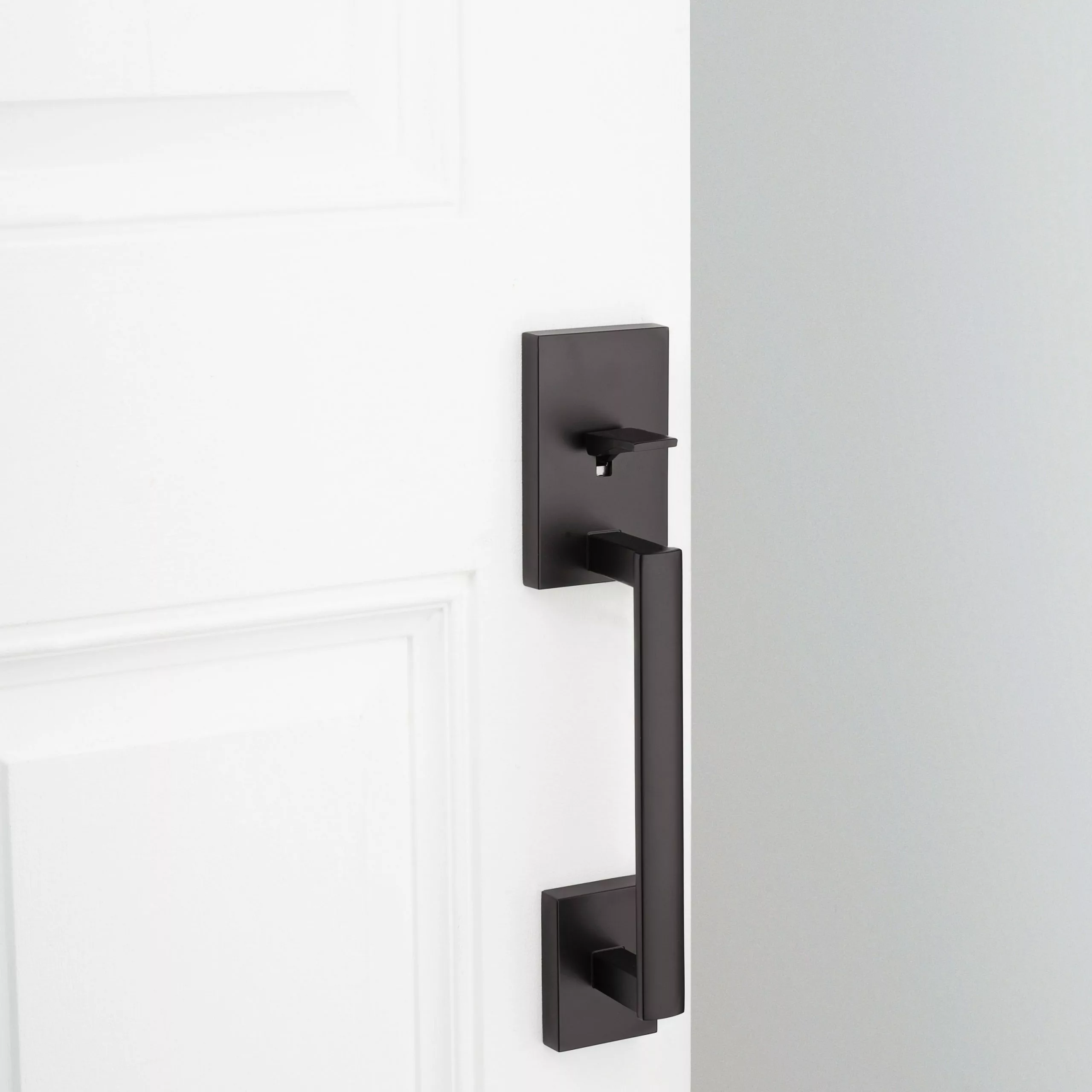 Halifax San Clemente Door Kwikset Handleset Iron Entry Deadbolt Single-Cylinder Black 5 Halifax San Clemente Door Kwikset Handleset Iron Entry Deadbolt Single-Cylinder Black - Image 3