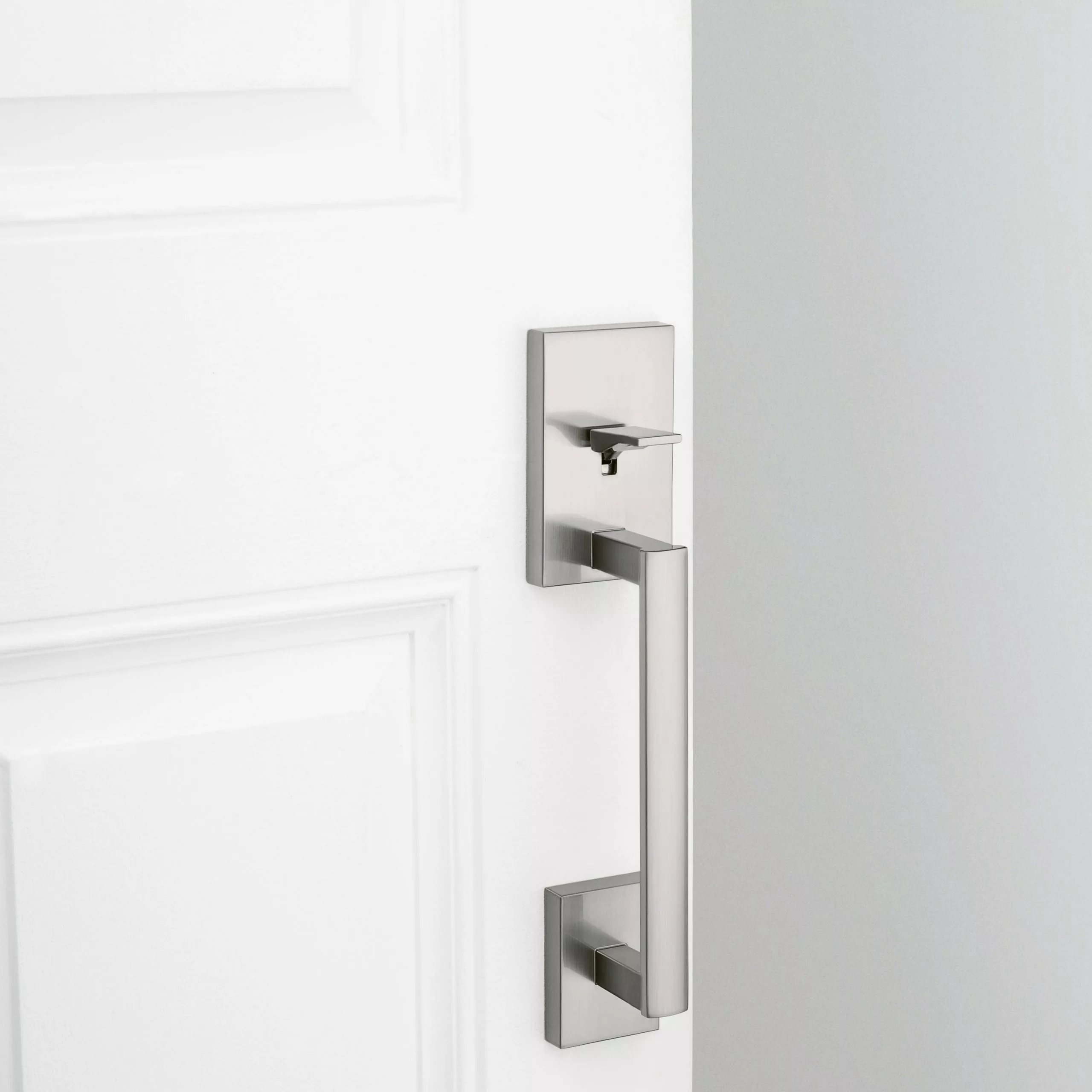 Halifax San Clemente Door Kwikset Handleset Nickel Satin Entry Single-Cylinder Deadbolt 6 Halifax San Clemente Door Kwikset Handleset Nickel Satin Entry Single-Cylinder Deadbolt - Image 4